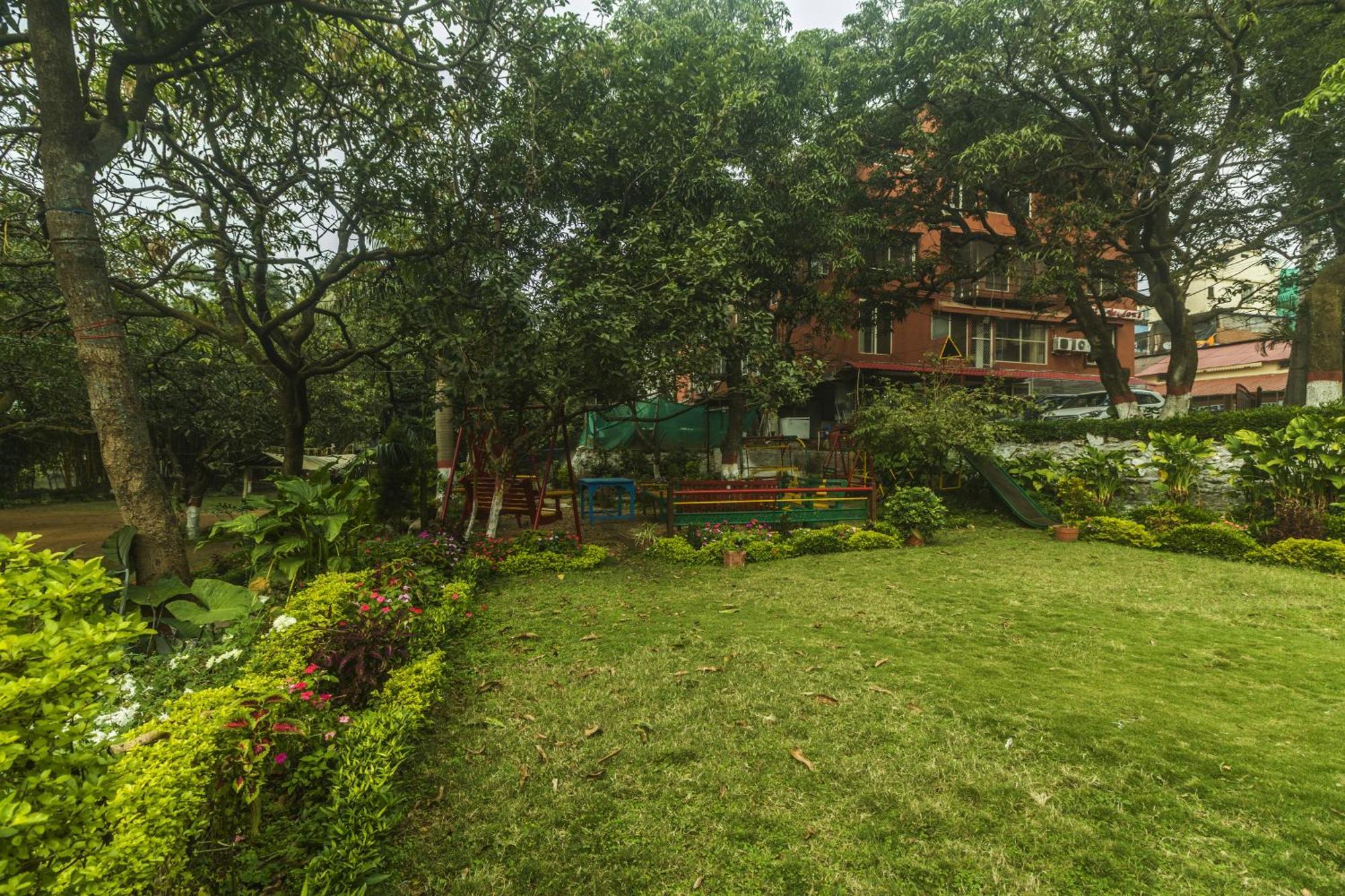 Wow Stayz2 Misty Meadows Pachmarhī Exterior foto